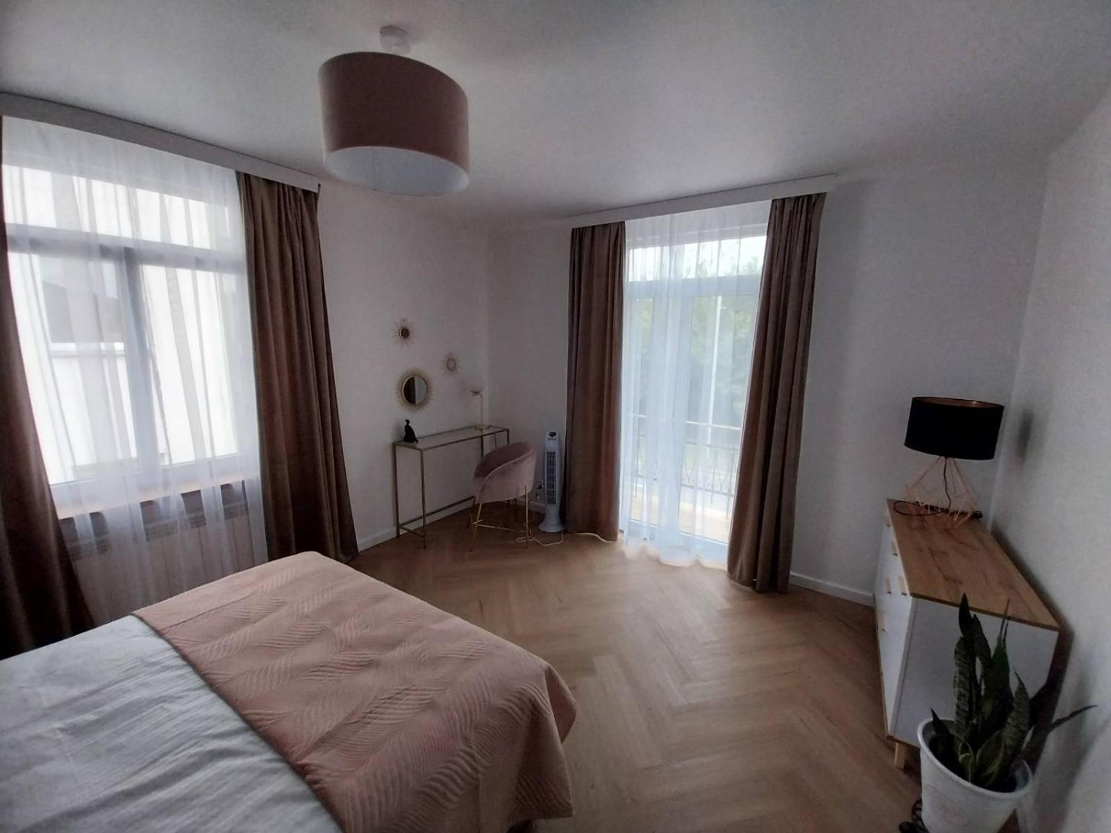Brama Lwowska Apartamenty - Wiecej Na Www,Bramalwowska,Pl Zamość Exterior foto